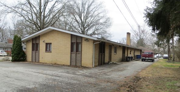 Office or Multifamily - great for owner/user or investment: 43 Northwood Dr, Delaware, OH 43015